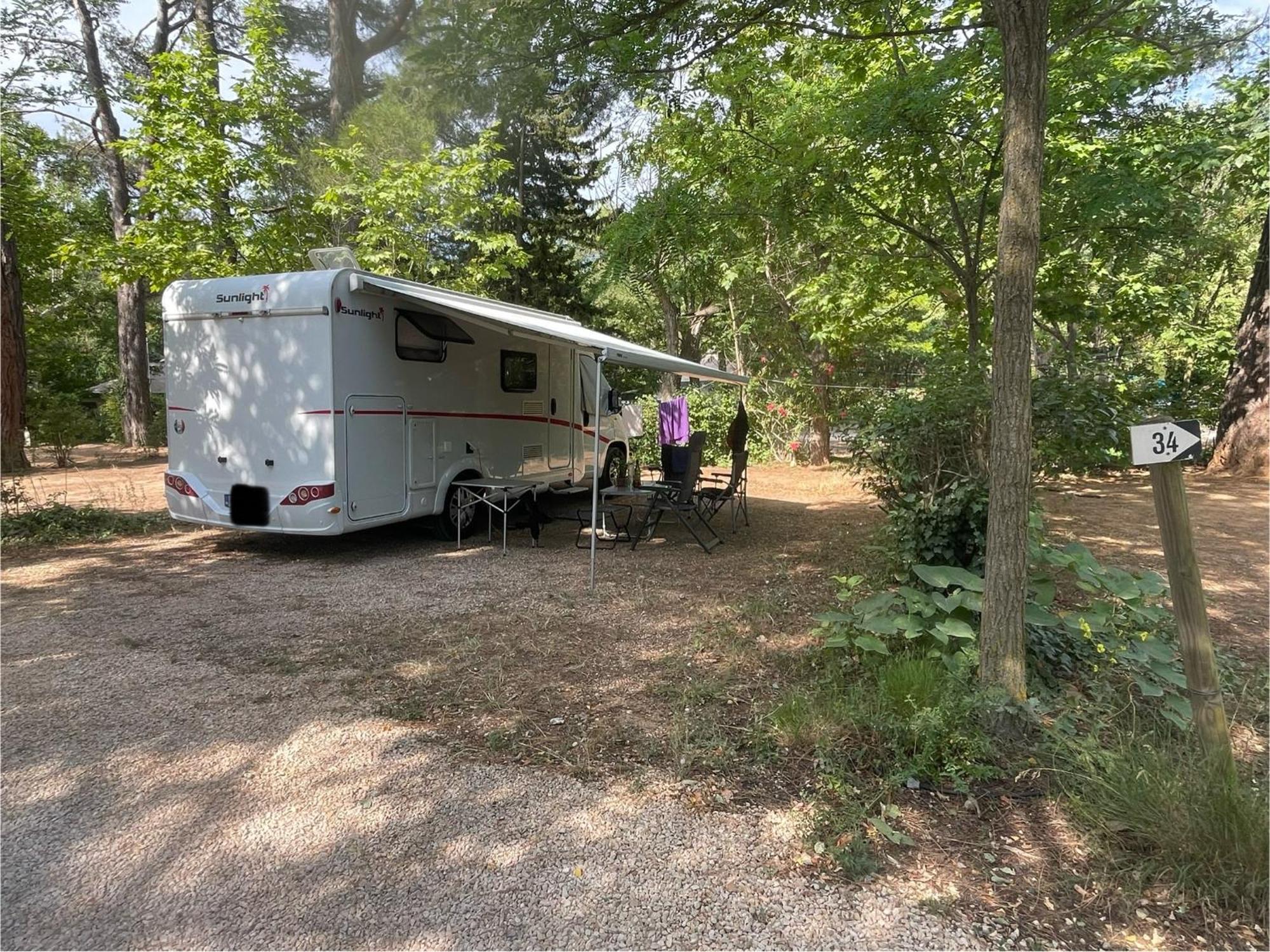 Camping Sainte Victoire Beaurecueil Exterior photo